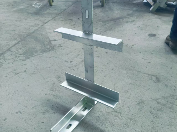 管箱托架